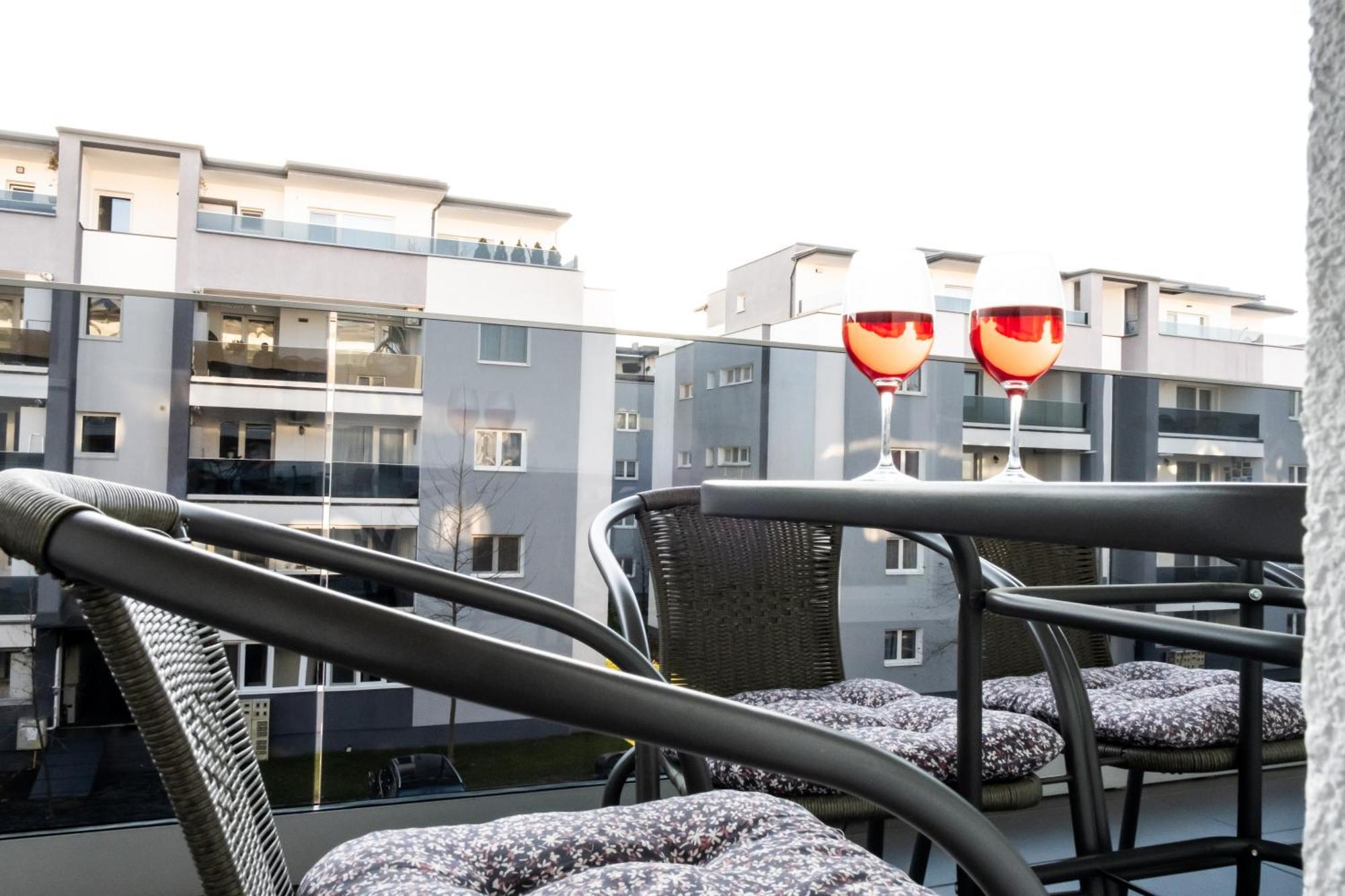 Exclusive Apartment Sibiu Exteriör bild